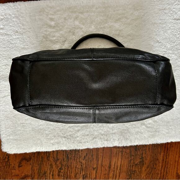 Elegant Black Leather Women's Bag - Picture 11 of 17